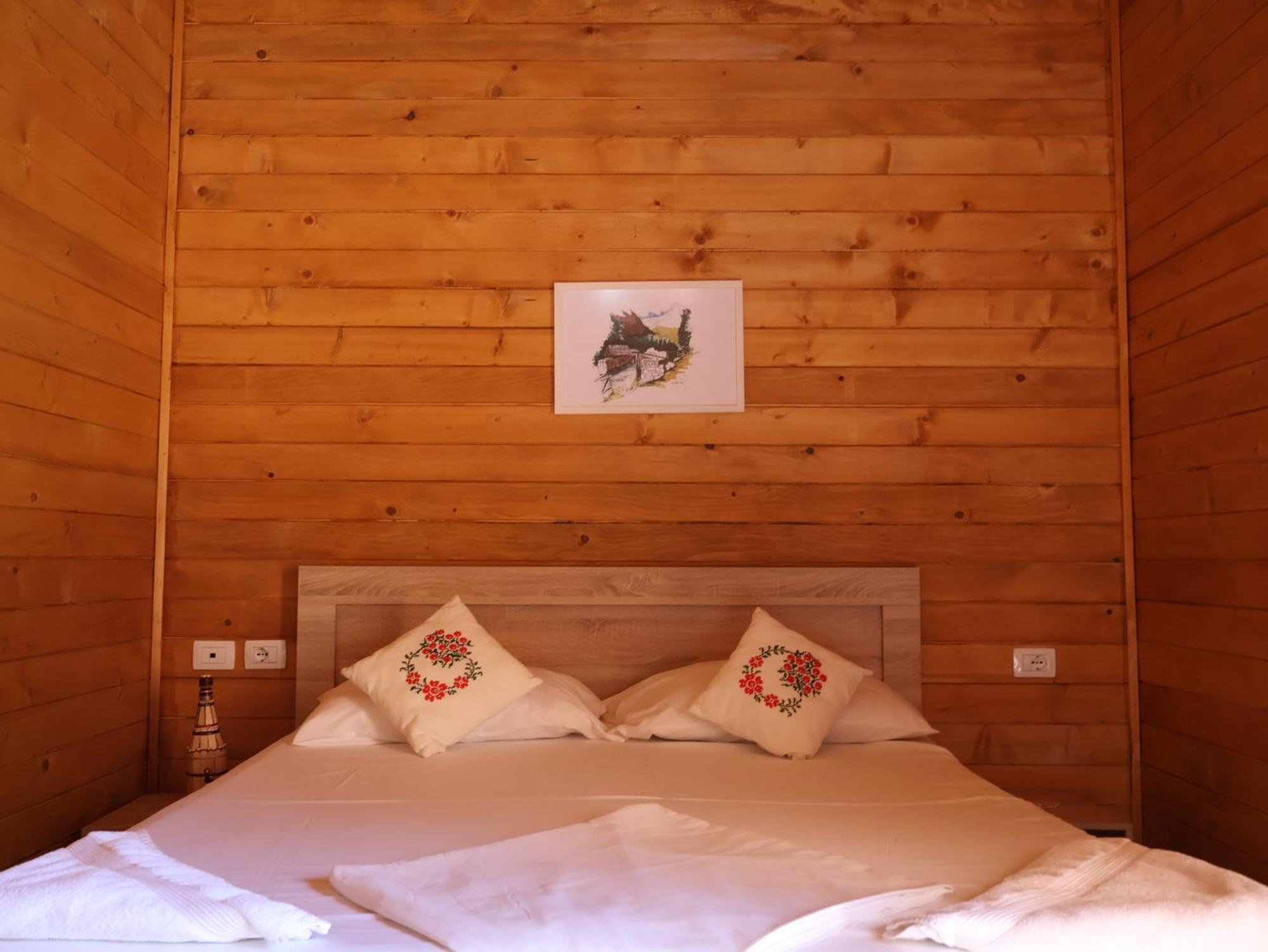 Mik Hotel Valbona Exterior foto